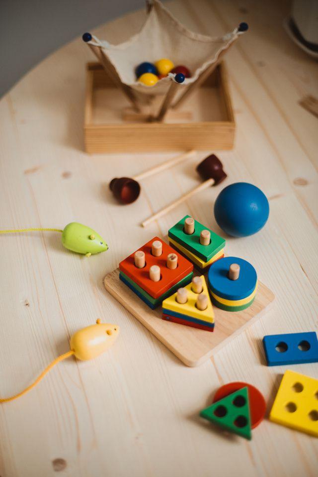 Activités Montessori à la maison pour les 2-4 ans