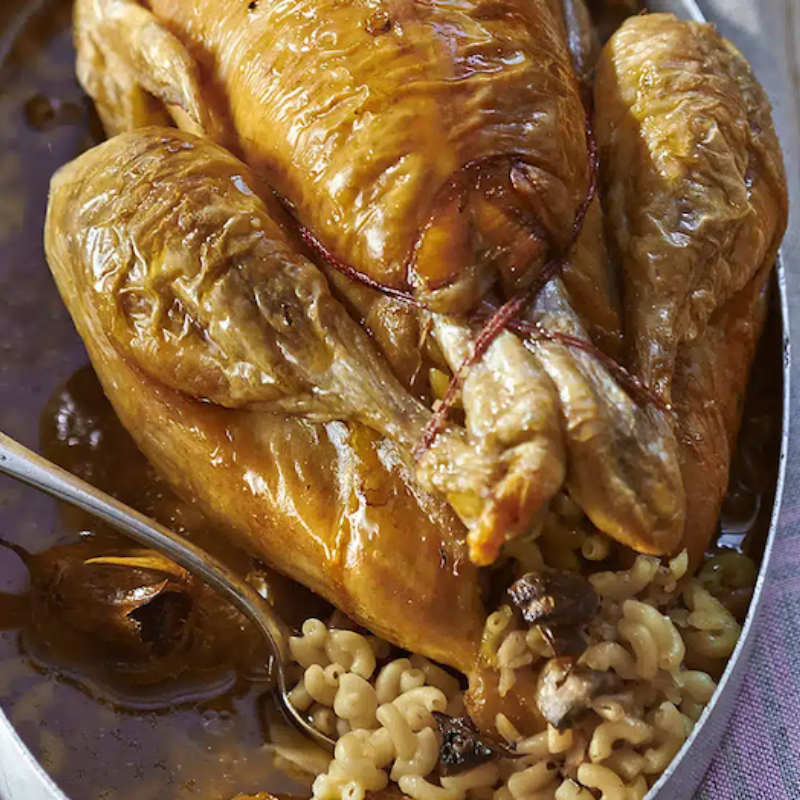 Le poulet farci aux coquillettes