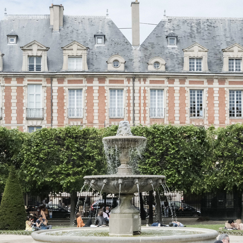Square Place des Vosges