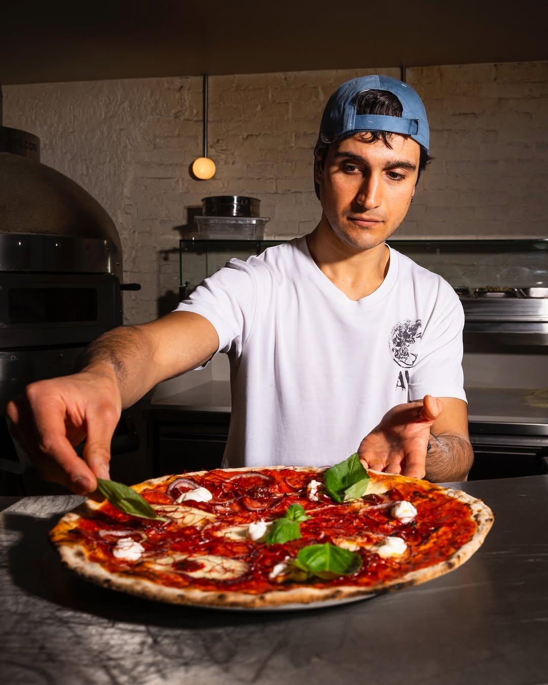 Ave Pizza Romana