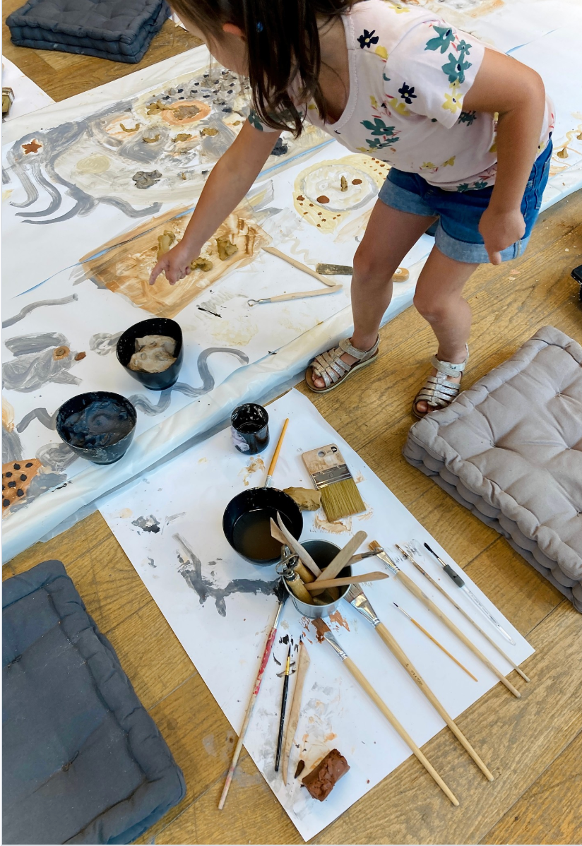 Sculpture au jeu d'enfant