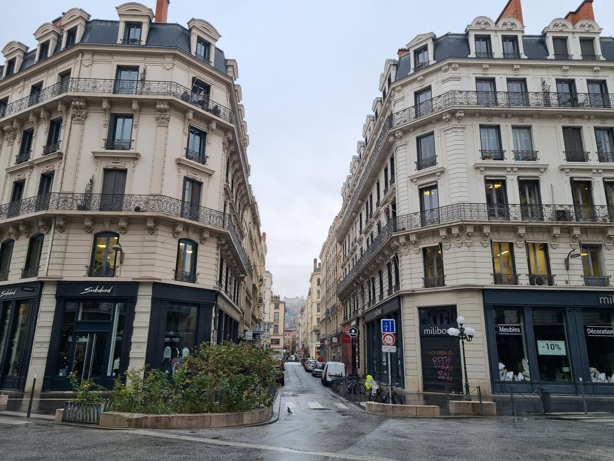 Jouer place Ferrandière