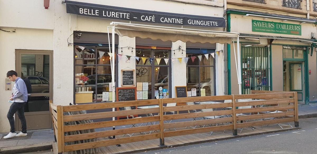Café-cantine familial