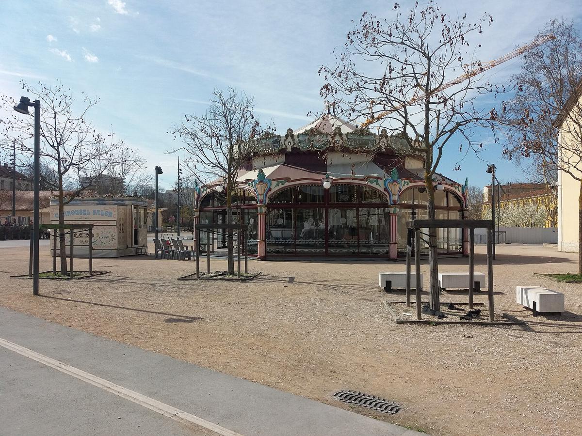 Jouer aux Écuries